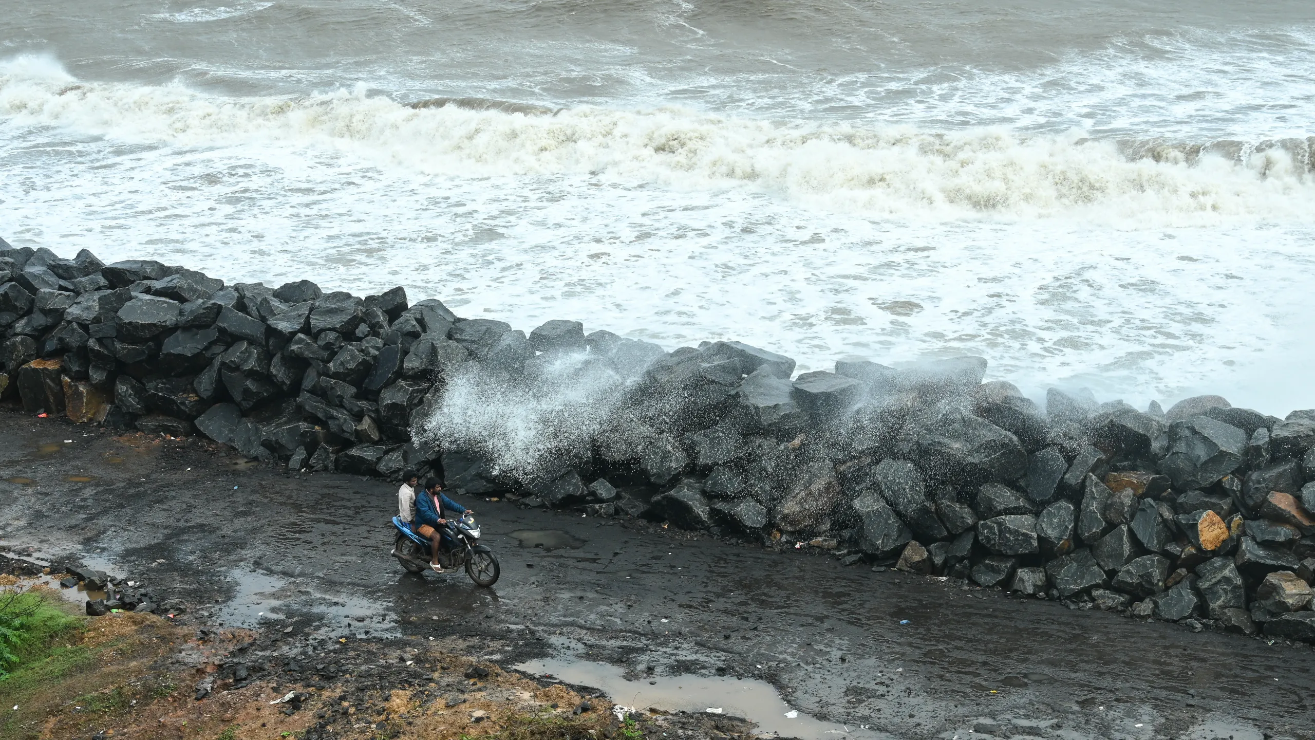 चक्रवाती तूफान “Montha” से छत्तीसगढ़ में मध्यम से भारी बारिश की संभावना