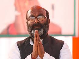 कांग्रेस नेता अजय कुमार लल्लू को संगठन में पर्यवेक्षक पद से हटाने का विवाद