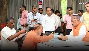 विष्णु देव साय की अध्यक्षता में मुख्यमंत्री निवास रायपुर में जनदर्शन का आयोजन