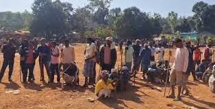 कांकेर में झड़पें: विवाद के दौरान पत्थरबाज़ी, 20 पुलिसकर्मी घायल, इलाके में तनाव