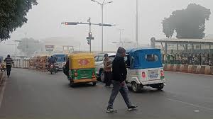 मौसम अपडेट: ठंड से थोड़ी राहत, लेकिन कोहरा परेशान