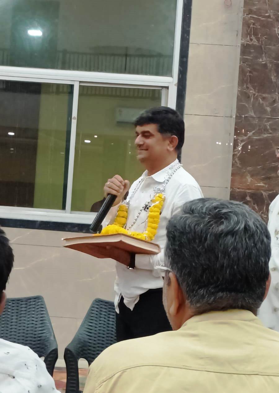 धमतरी सिंधी समाज की आमसभा में नए कार्यवाहक अध्यक्ष चंचू जसवानी चुने गए