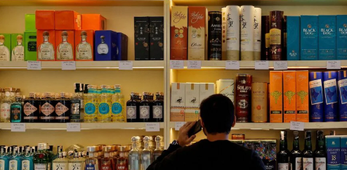 शराब दुकानों में नई व्यवस्था लागू