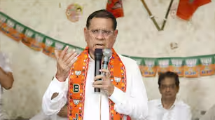 बीजेपी नेता के नेहरू-कांग्रेस पर आरोप, राजनीतिक बयानबाज़ी तेज