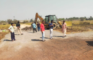 रायपुर में अवैध प्लॉटिंग पर बड़ी कार्रवाई: प्रशासन ने चलाया बुलडोजर