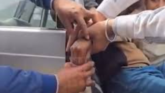 बिजली विभाग के अफसर रिश्वत लेते पकड़े गए